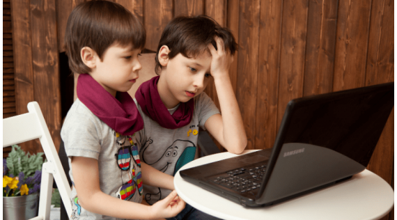 ¿Cuáles son los riesgos más comunes en Internet para niños?